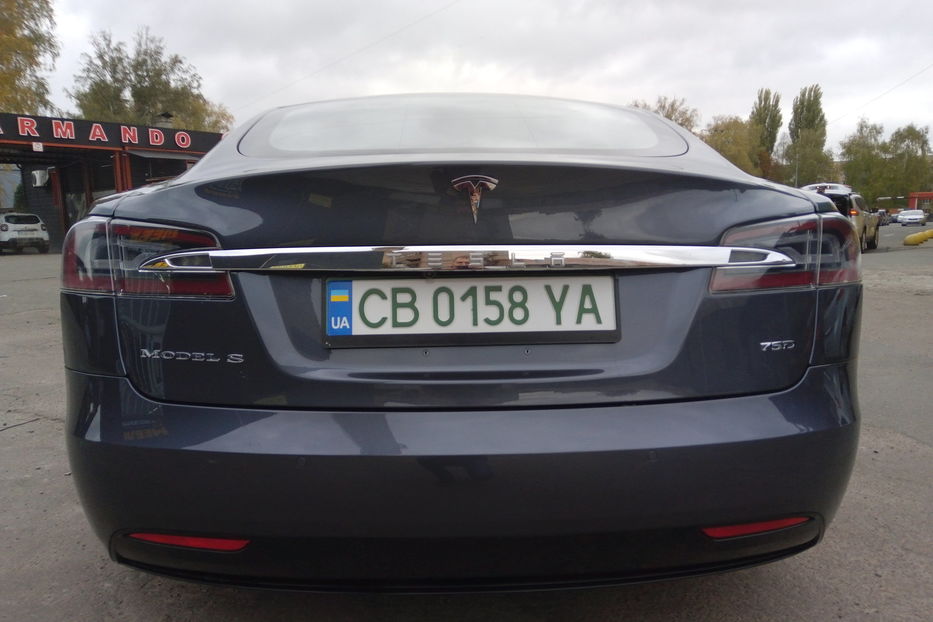 Продам Tesla Model S 75D Dual Motor 2017 года в г. Нежин, Черниговская область