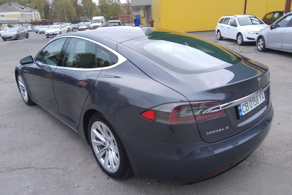 Продам Tesla Model S 75D Dual Motor 2017 года в г. Нежин, Черниговская область