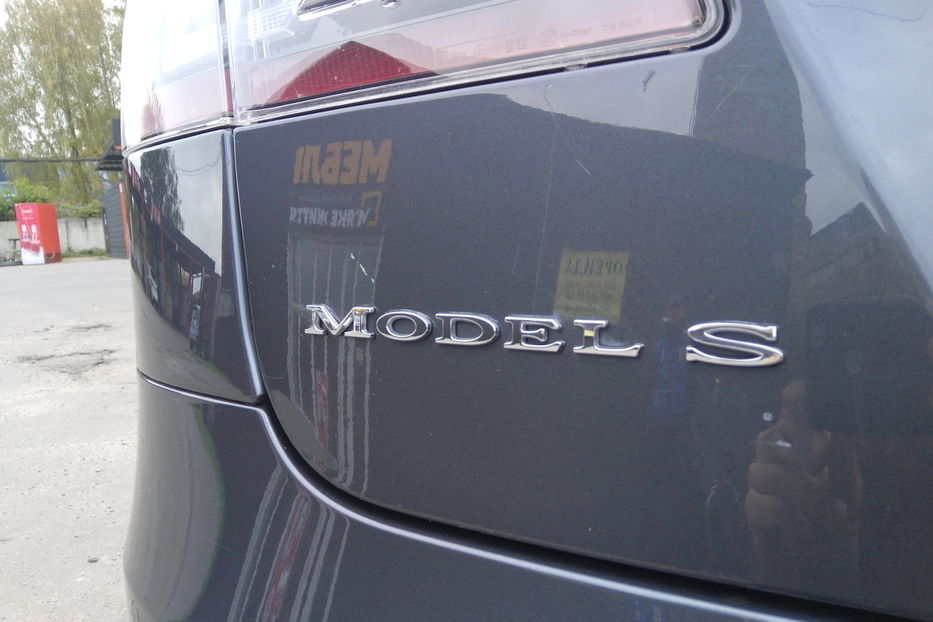 Продам Tesla Model S 75D Dual Motor 2017 года в г. Нежин, Черниговская область