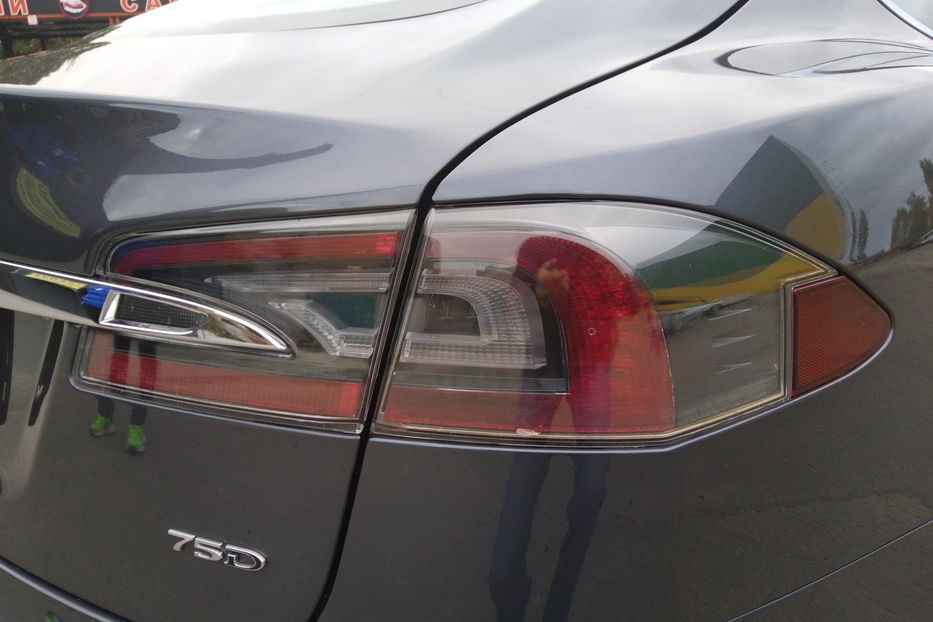 Продам Tesla Model S 75D Dual Motor 2017 года в г. Нежин, Черниговская область