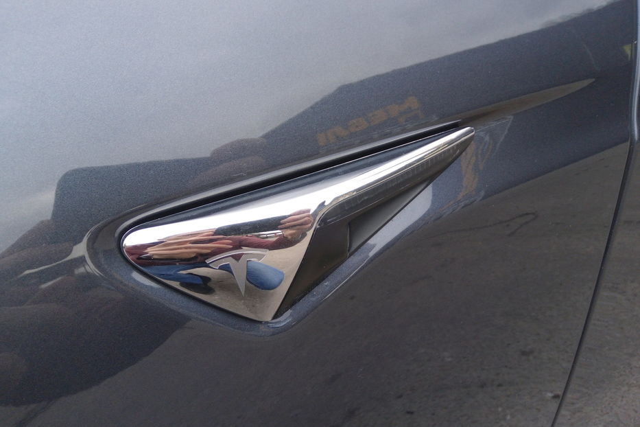 Продам Tesla Model S 75D Dual Motor 2017 года в г. Нежин, Черниговская область