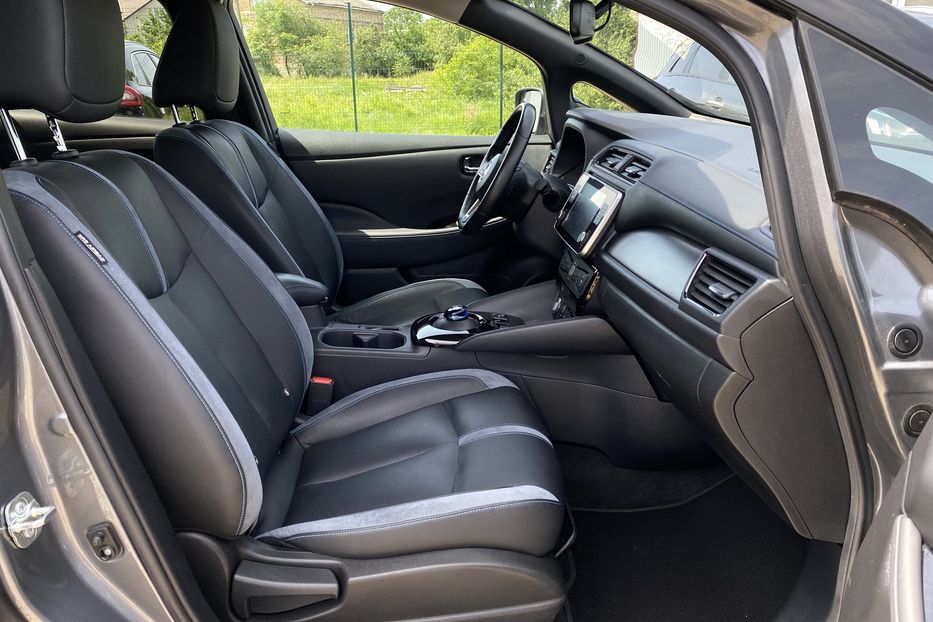 Продам Nissan Leaf 62кВтПдгрівсидінКермаКамера360 2020 года в Львове