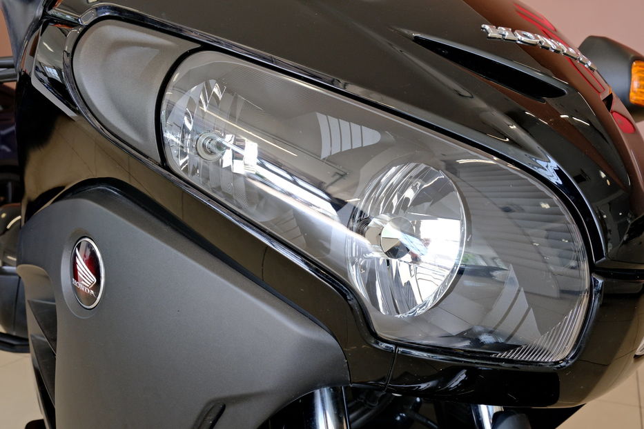 Продам Мотоциклы Все Honda Gold Wing GL1800 2014 года в Одессе