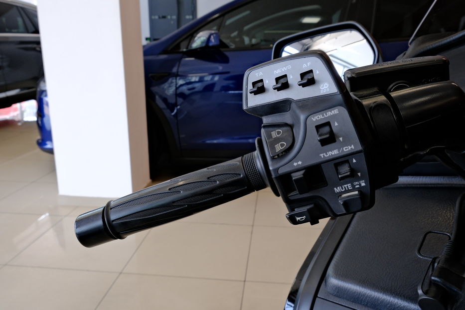 Продам Мотоциклы Все Honda Gold Wing GL1800 2014 года в Одессе