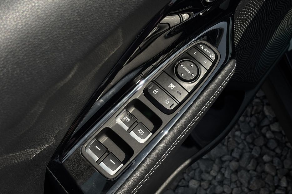 Продам Kia Niro 64кВт повний Фулл 2022 года в Львове