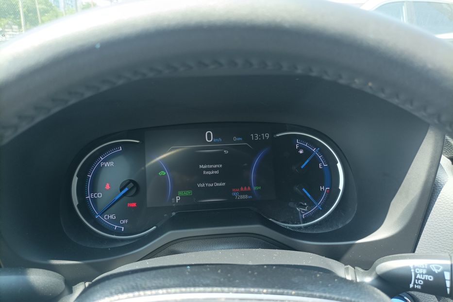 Продам Toyota Rav 4 xse 2022 года в Одессе