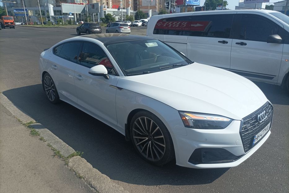 Продам Audi A5 максимал 2022 года в Одессе