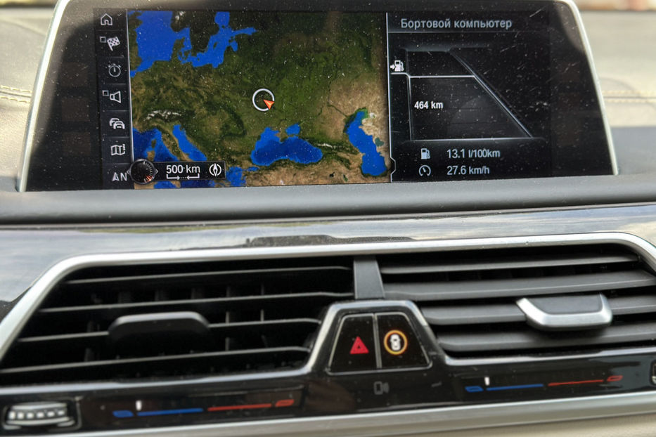 Продам BMW 740 2016 года в Киеве