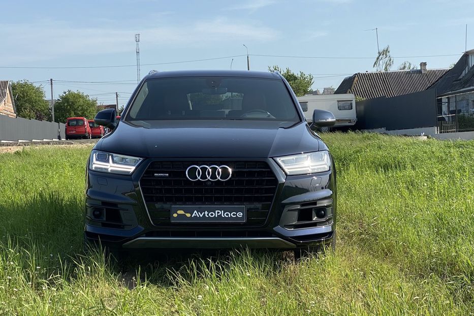 Продам Audi Q7 Prestige 2018 года в Луцке