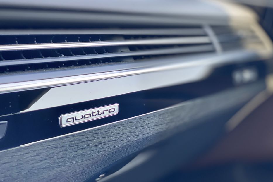 Продам Audi Q7 Prestige 2018 года в Луцке