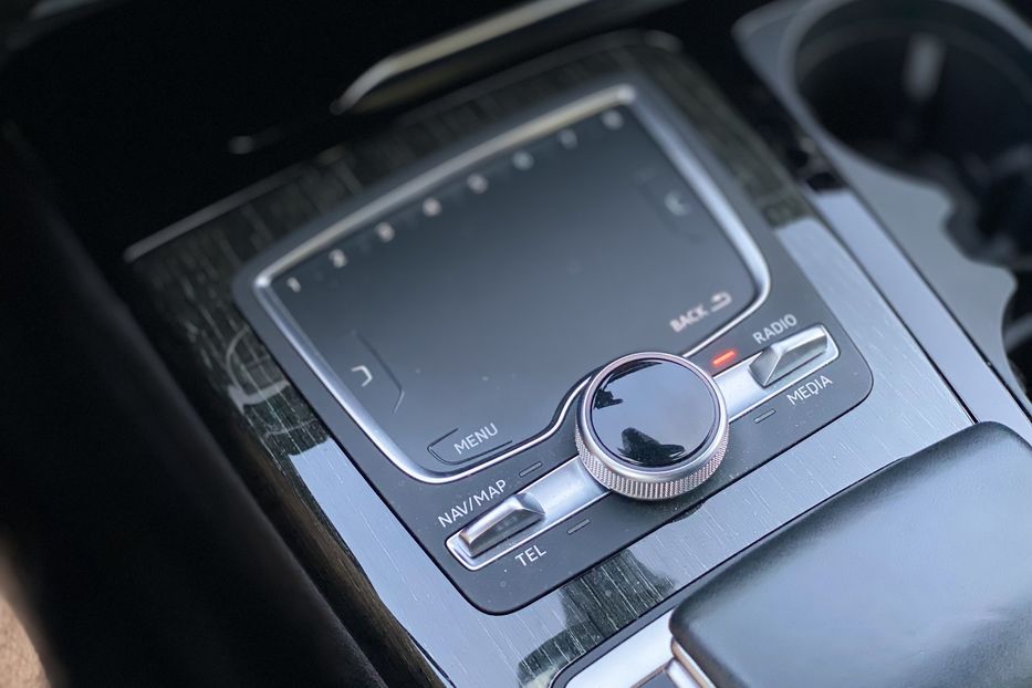 Продам Audi Q7 Prestige 2018 года в Луцке