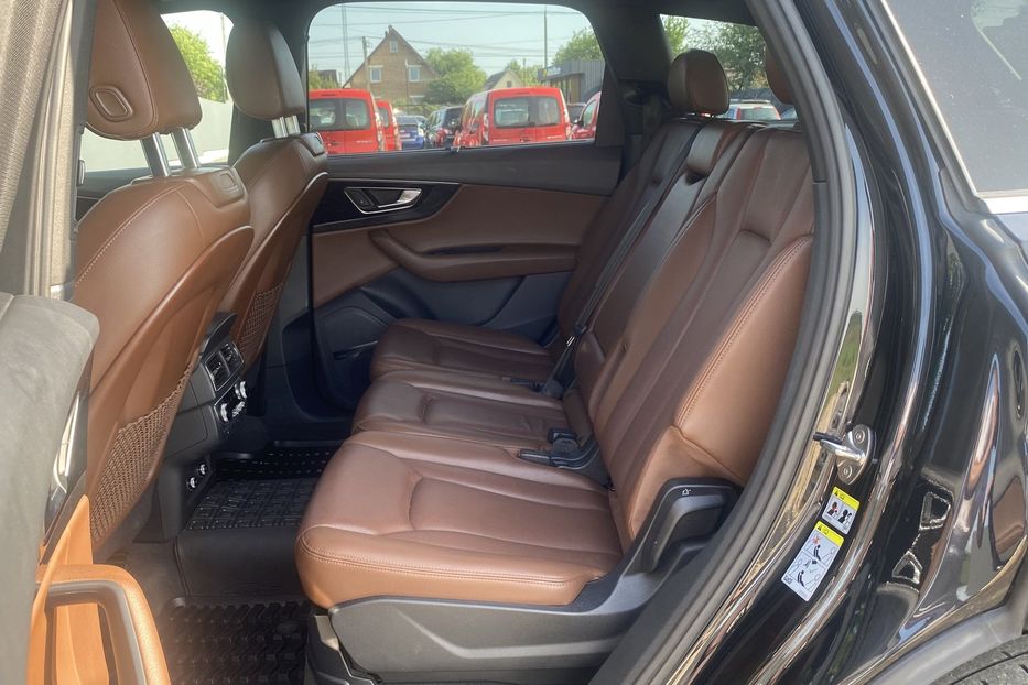 Продам Audi Q7 Prestige 2018 года в Луцке