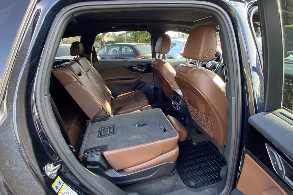 Продам Audi Q7 Prestige 2018 года в Луцке