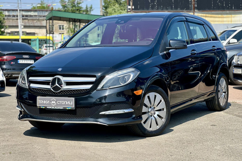 Продам Mercedes-Benz B-Class 2014 года в Киеве