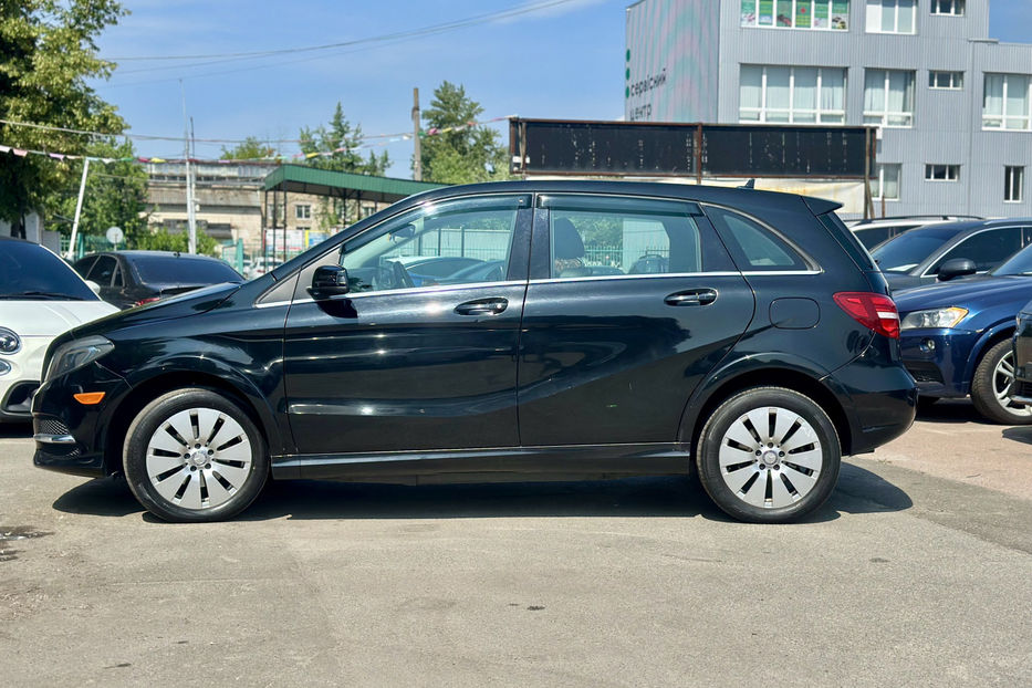 Продам Mercedes-Benz B-Class 2014 года в Киеве