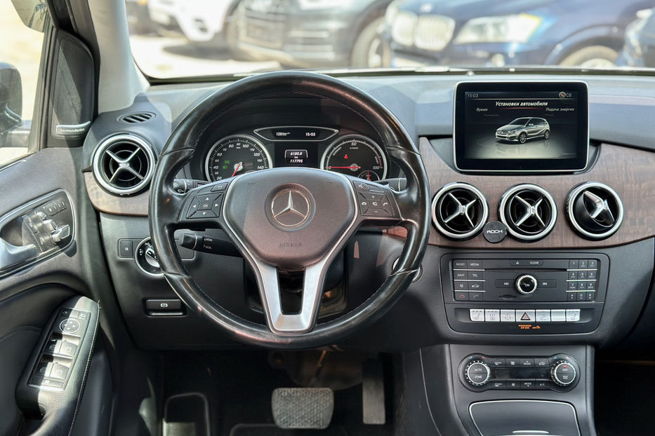 Продам Mercedes-Benz B-Class 2014 года в Киеве