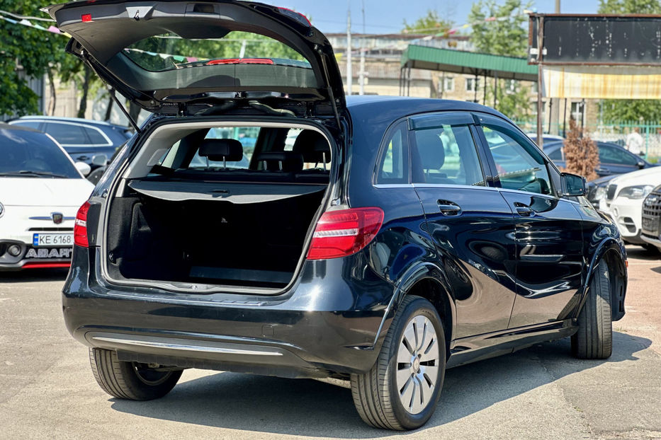 Продам Mercedes-Benz B-Class 2014 года в Киеве
