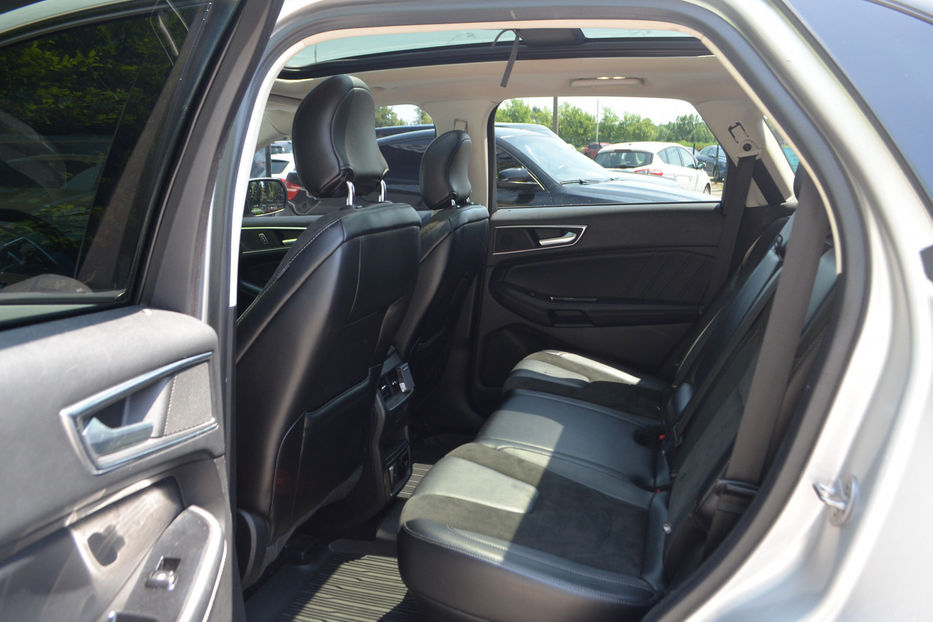 Продам Ford Edge 2018 года в Киеве