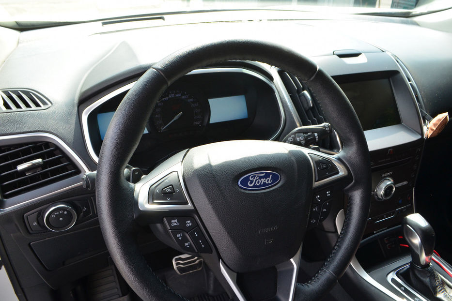 Продам Ford Edge 2018 года в Киеве