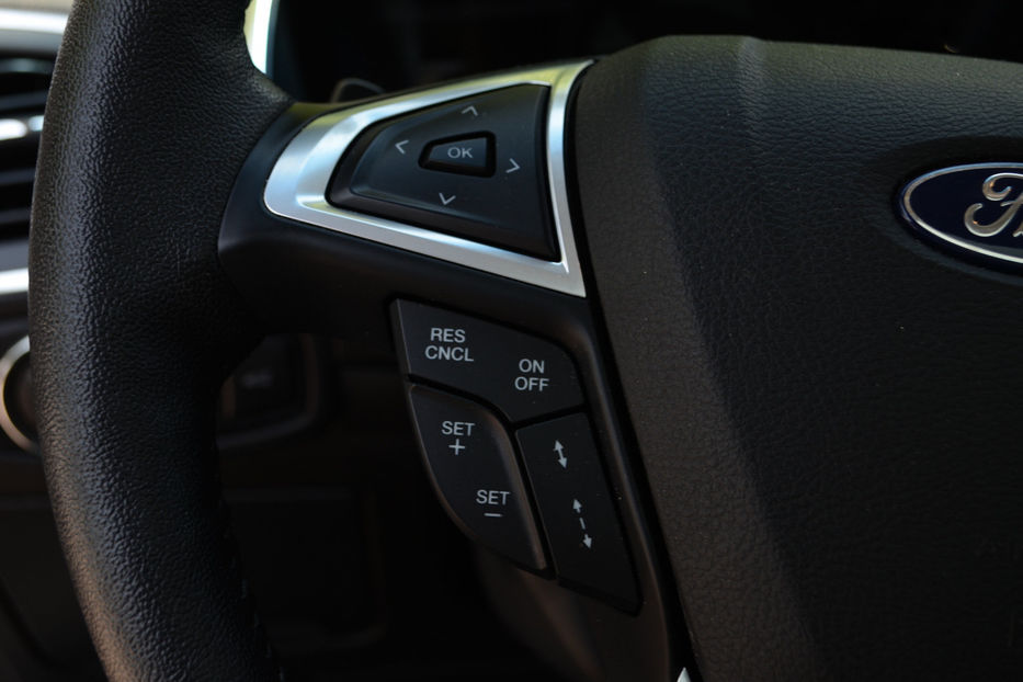 Продам Ford Edge 2018 года в Киеве