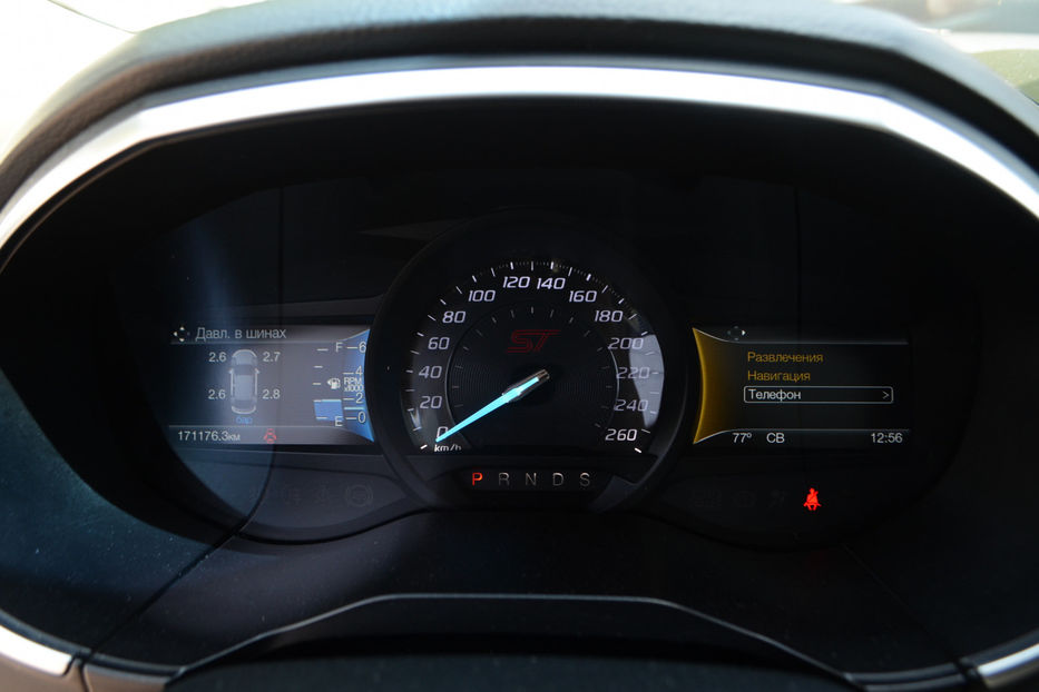 Продам Ford Edge 2018 года в Киеве