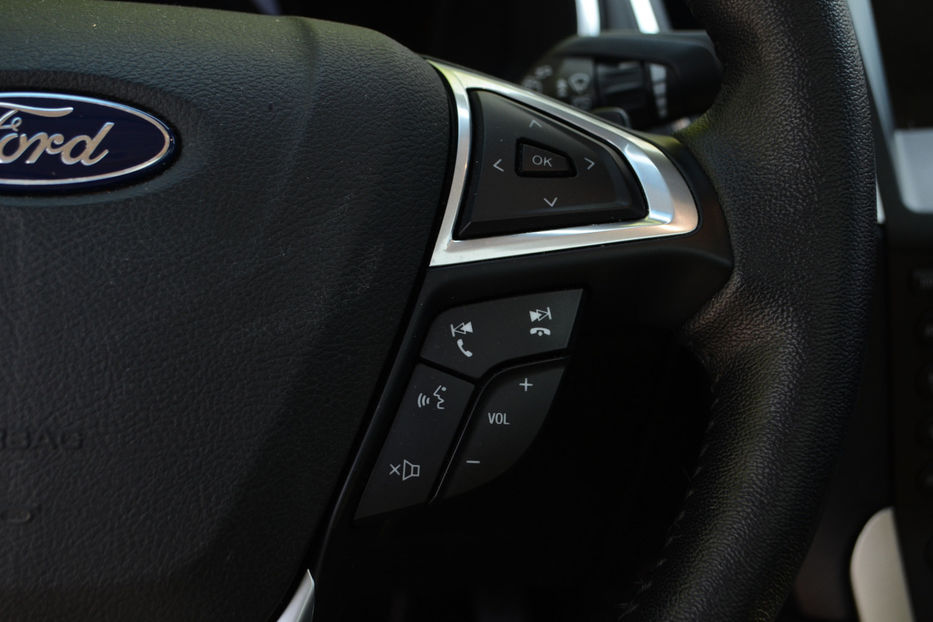 Продам Ford Edge 2018 года в Киеве
