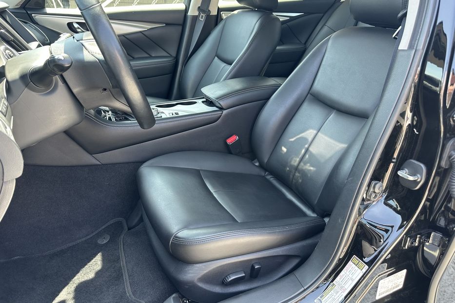 Продам Infiniti Q50 3.0 AWD 2021 года в Киеве