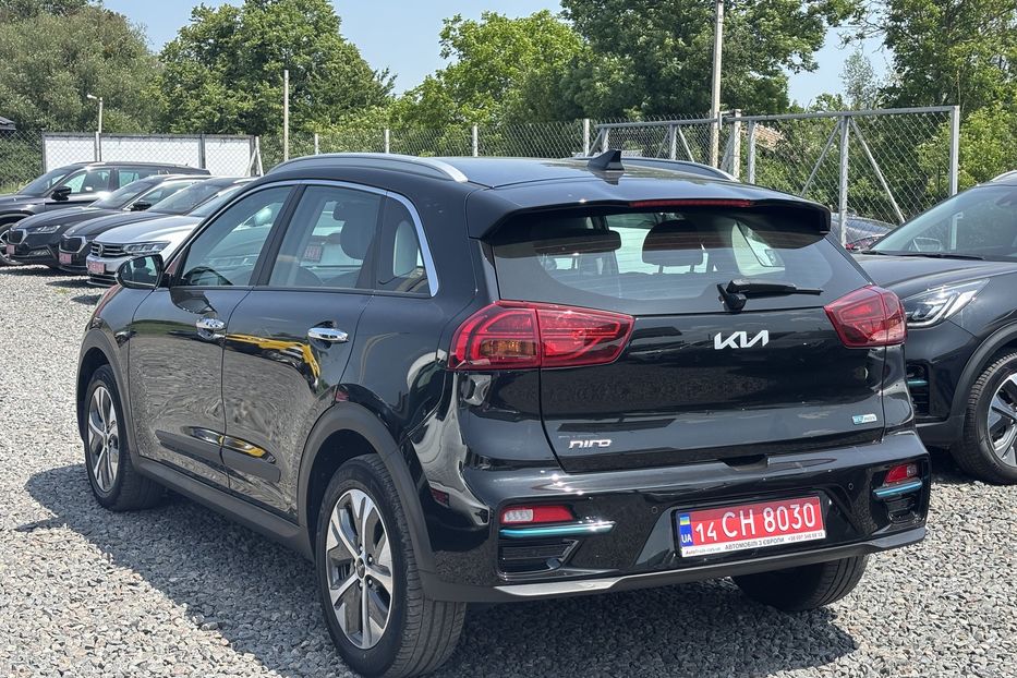 Продам Kia Niro 64 KW cal 2021 года в Львове