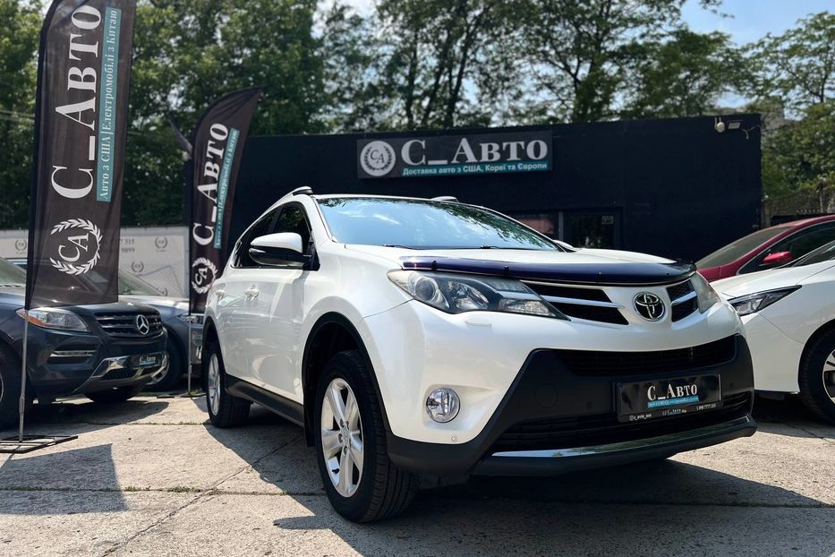 Продам Toyota Rav 4 2014 года в Черновцах