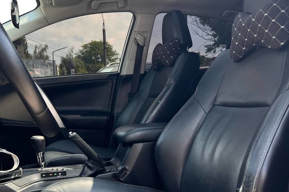 Продам Toyota Rav 4 2014 года в Черновцах