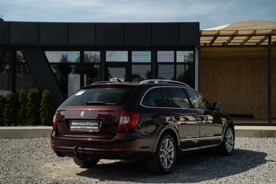 Продам Skoda Superb 2011 года в Черновцах