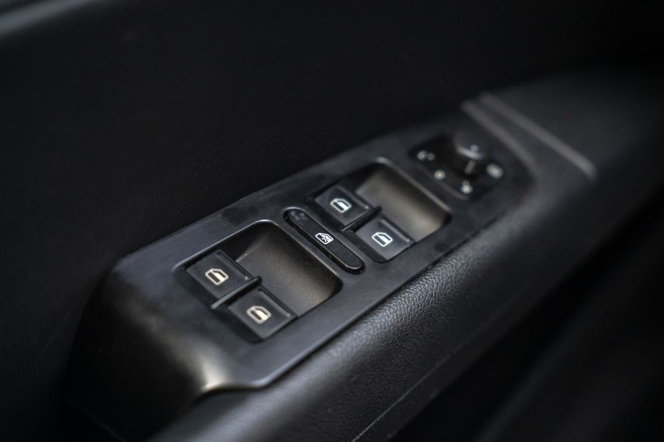 Продам Skoda Superb 2011 года в Черновцах