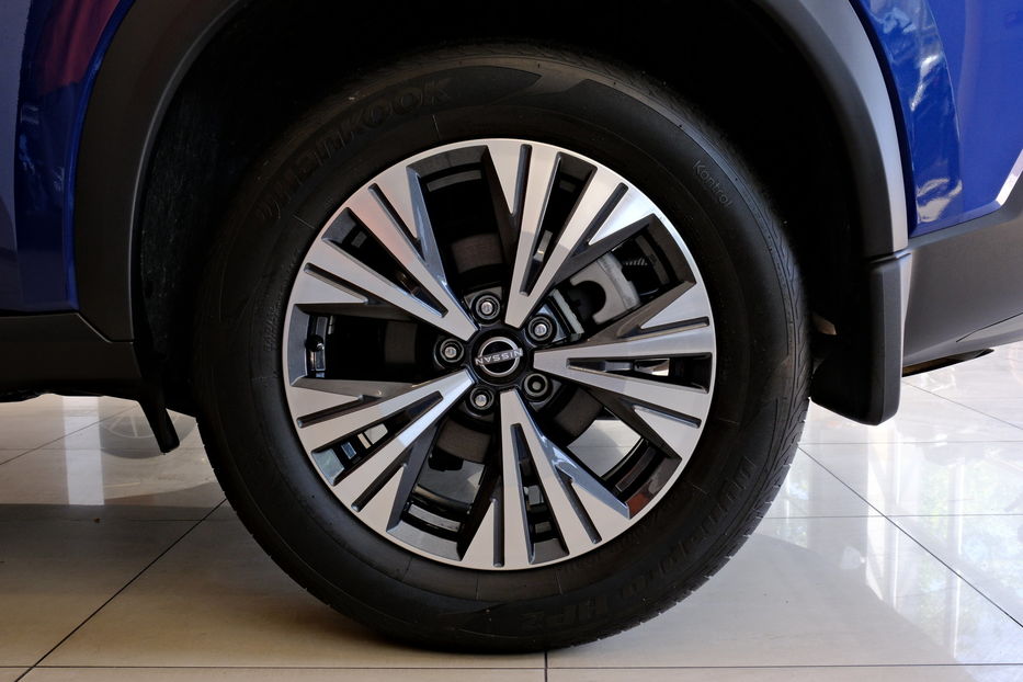 Продам Nissan Rogue 2024 года в Одессе