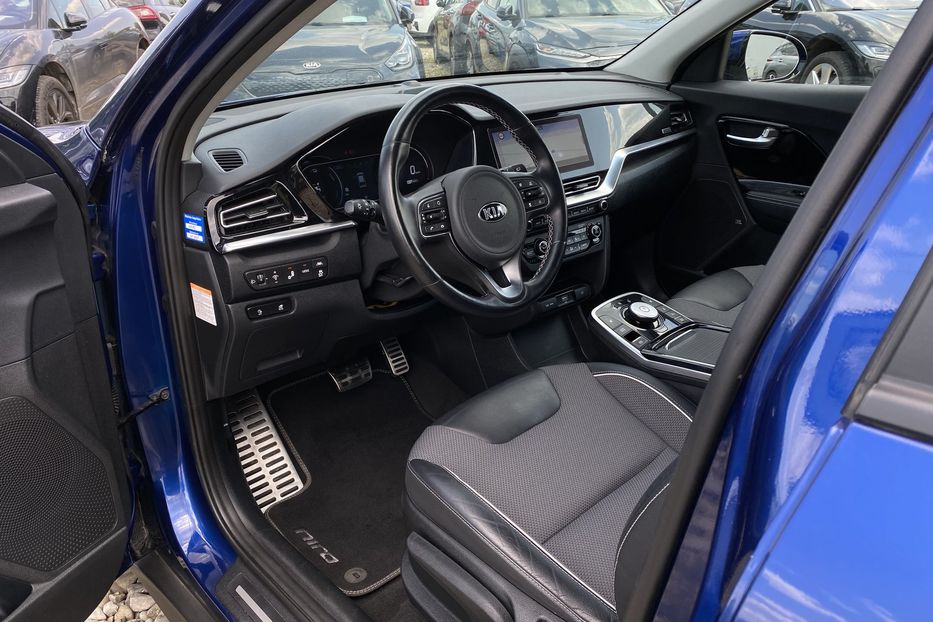 Продам Kia Niro 64кВтТепловийПдгрівсиідньКерма 2021 года в Львове