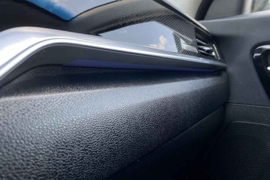 Продам Kia Niro 64кВтТепловийПдгрівсиідньКерма 2021 года в Львове