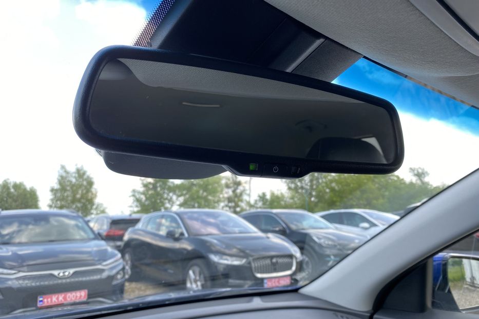 Продам Kia Niro 64кВтТепловийПдгрівсиідньКерма 2021 года в Львове