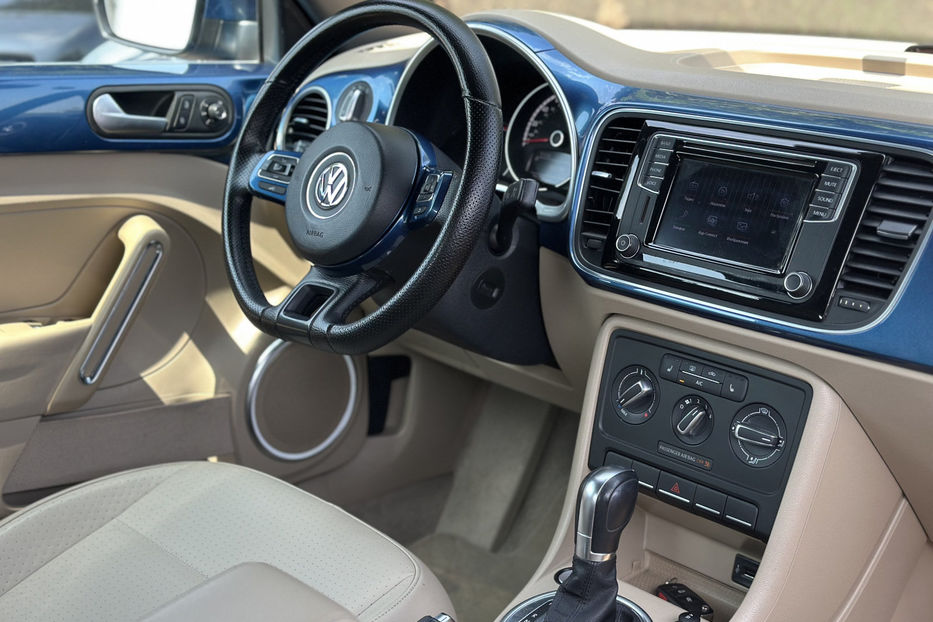 Продам Volkswagen Beetle 2015 года в Киеве
