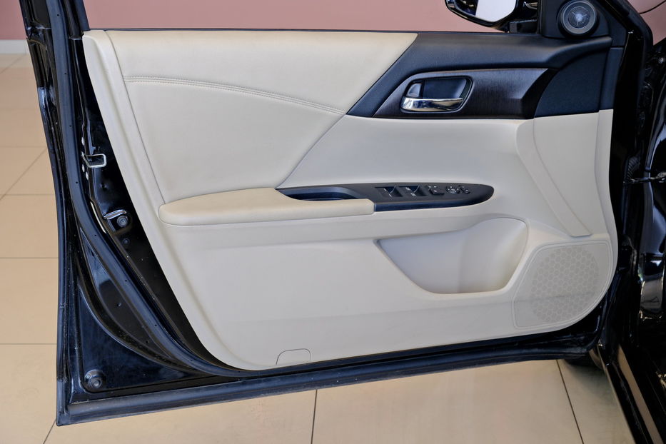 Продам Honda Accord 2015 года в Одессе