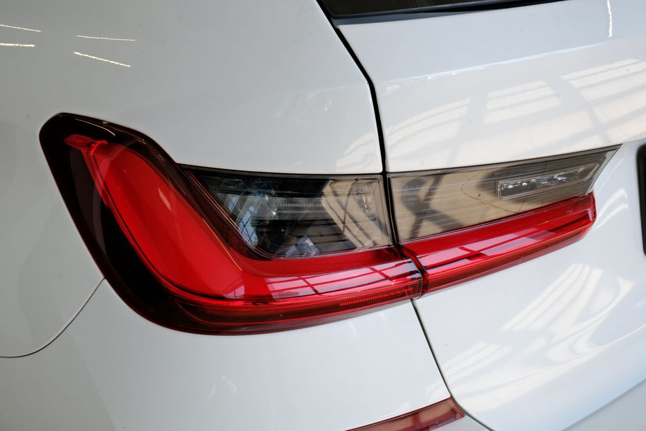 Продам BMW 320 Touring 2021 года в Одессе