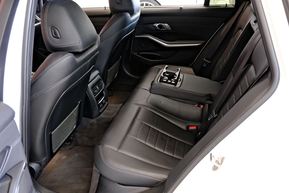 Продам BMW 320 Touring 2021 года в Одессе