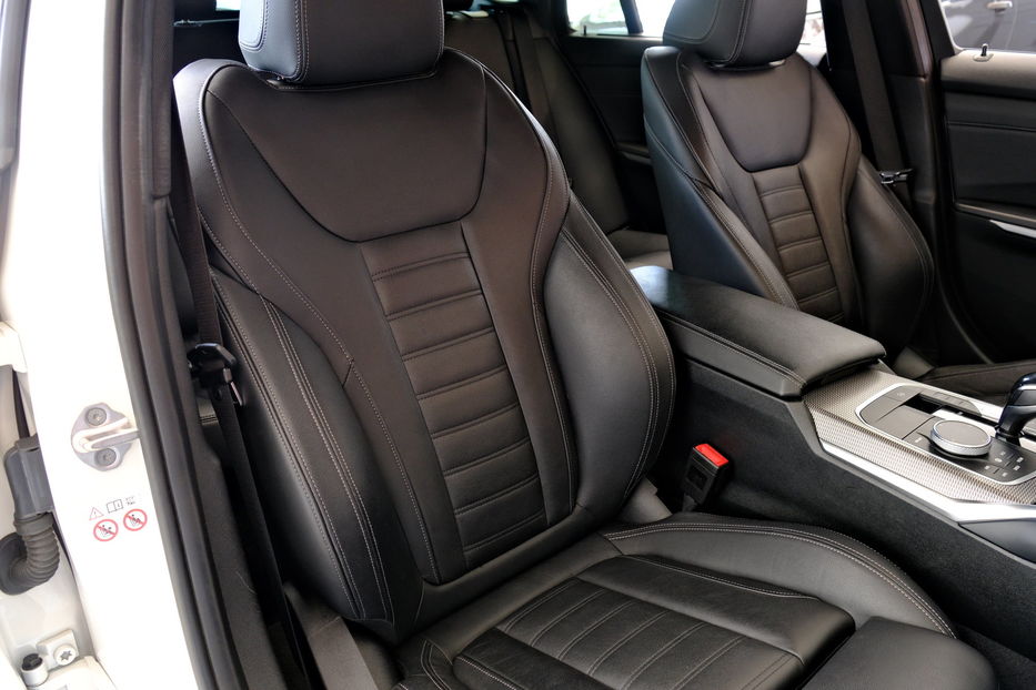 Продам BMW 320 Touring 2021 года в Одессе