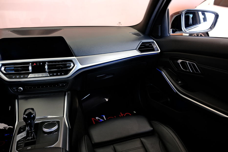 Продам BMW 320 Touring 2021 года в Одессе