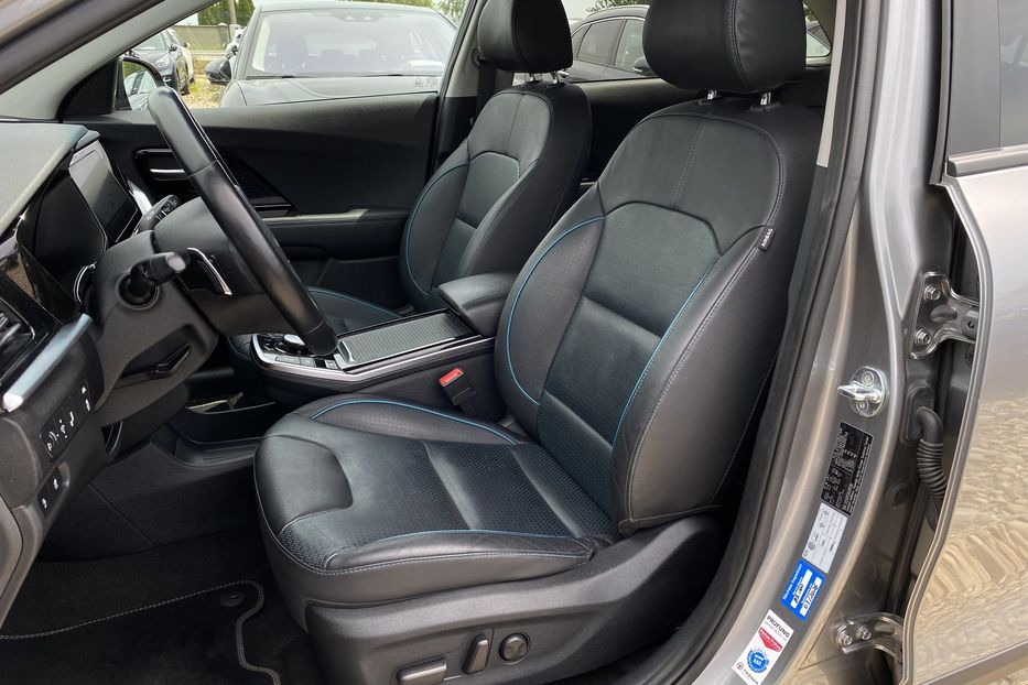 Продам Kia Niro 64 kWh Макс. РЕЗЕРВ 2022 года в Львове