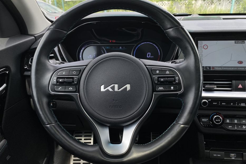 Продам Kia Niro 64 kWh Макс. РЕЗЕРВ 2022 года в Львове