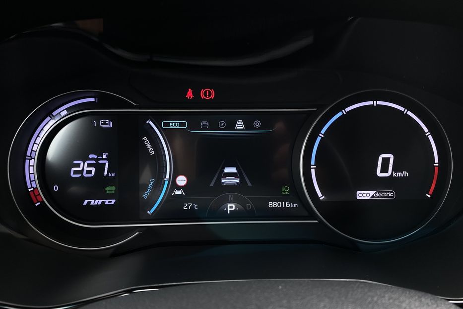 Продам Kia Niro 64 kWh Макс. РЕЗЕРВ 2022 года в Львове