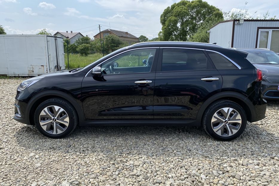 Продам Kia Niro 64 kWh Макс. комплектація Люк 2021 года в Львове