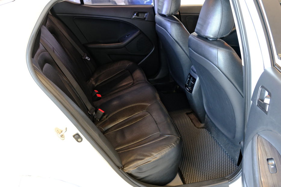 Продам Kia Optima K5 LPI 2013 года в Одессе