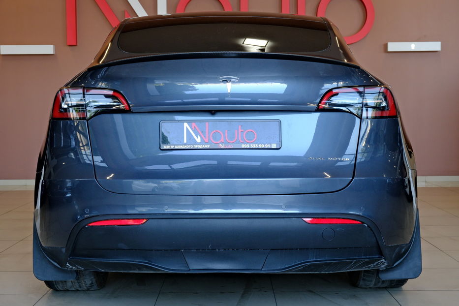 Продам Tesla Model Y Performance Dual Motor 2023 года в Одессе
