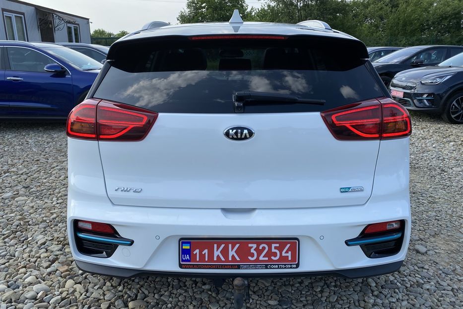 Продам Kia Niro 64 kWh Макс. комплектація Люк 2021 года в Львове