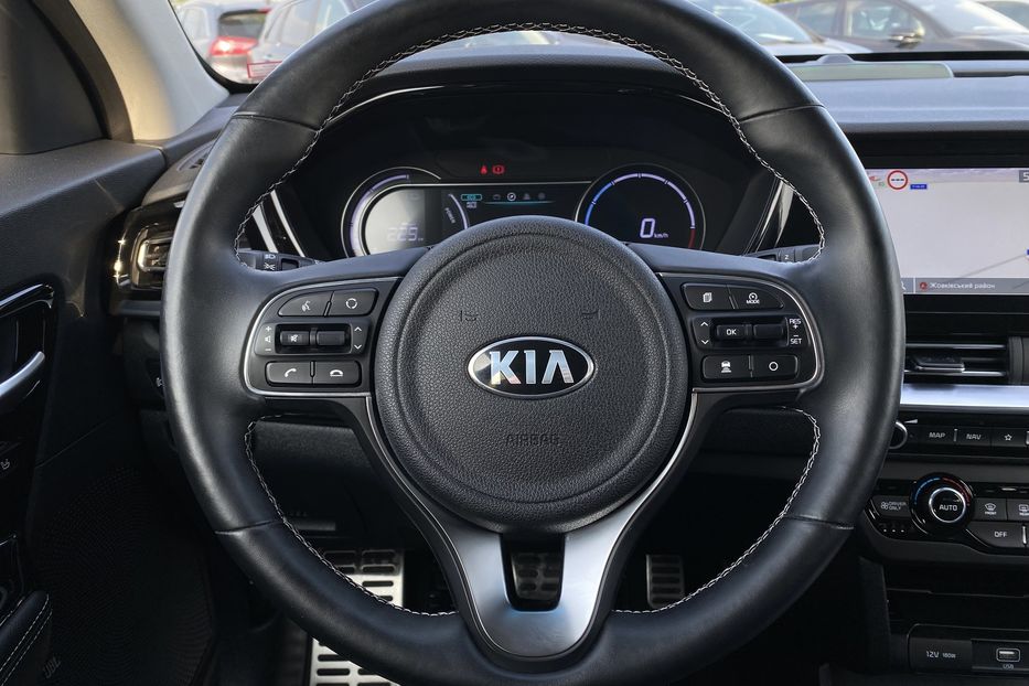 Продам Kia Niro 64 kWh Макс. комплектація Люк 2021 года в Львове